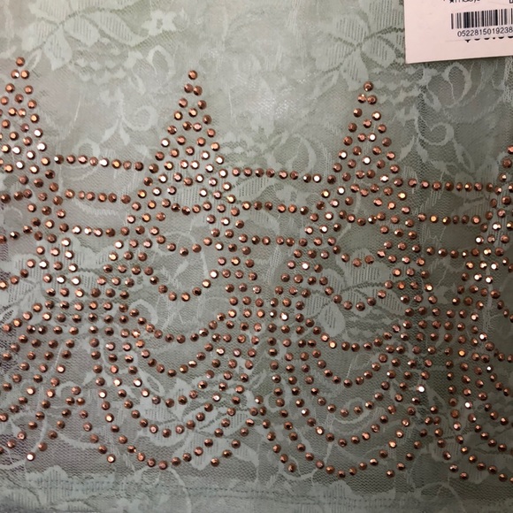 Mint Green Tank - Picture 2 of 5